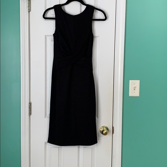 Modern Citizen Front-cross “Little black dress” - Picture 2 of 4